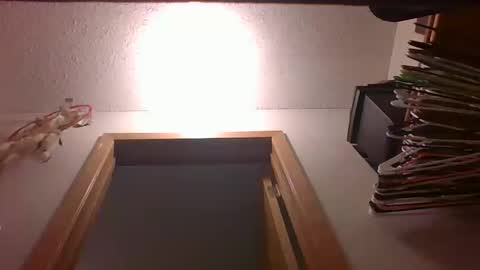 123loonymail online show from October 12, 2025, 9:41 am