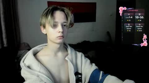 Milos online show from February 16, 2026, 1:02 am