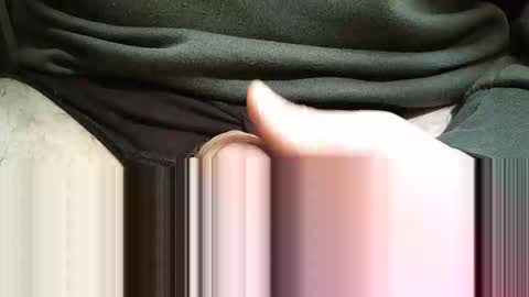 Snapshot of 2001uwuk chatting on February 11, 2026, 11:10 pm 2001uwuk online show from February 11, 2026, 11:10 pm