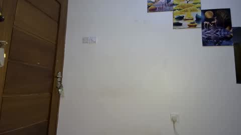 Snapshot of 24sweetlovey5643857 chatting on February 25, 2025, 10:07 pm Sweetlove online show from February 25, 2025, 10:07 pm