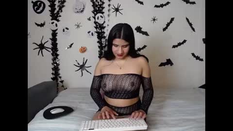 Snapshot of 25melin chatting on October 21, 2025, 1:45 pm 25melin online show from October 21, 2025, 1:45 pm