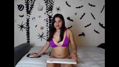 Snapshot of 25melin chatting on October 23, 2025, 11:09 am 25melin online show from October 23, 2025, 11:09 am