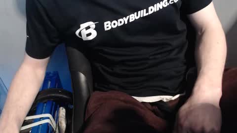 Snapshot of 2big2hype chatting on February 20, 2026, 11:16 pm cheif online show from February 20, 2026, 11:16 pm