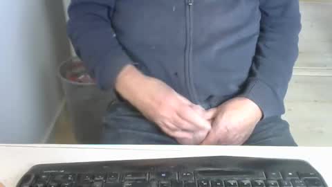 Snapshot of 3390soeren chatting on January 18, 2026, 12:09 pm Soeren online show from January 18, 2026, 12:09 pm