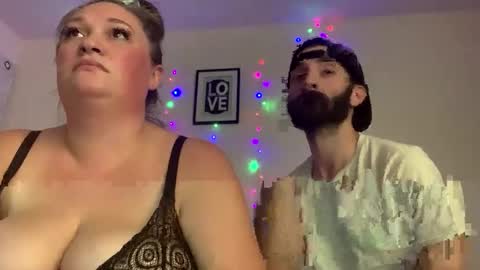 Snapshot of 420dirtybirdies chatting on December 5, 2024, 3:48 am 420DirtyBirdies online show from December 5, 2024, 3:48 am