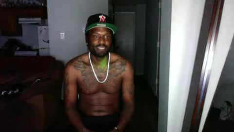 Snapshot of 8double1trouble6 chatting on October 1, 2025, 1:44 am NoFaceNoCase online show from October 1, 2025, 1:44 am