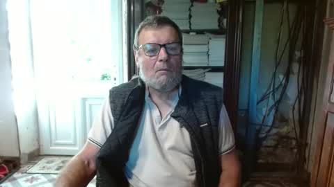 _123_voyeur_ online show from October 6, 2025, 8:34 am