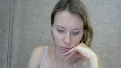 _alex1819 online show from February 26, 2026, 7:40 am