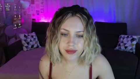 _amymoore_ online show from February 17, 2026, 2:08 am