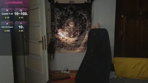 Laura online show from December 9, 2024, 3:44 pm