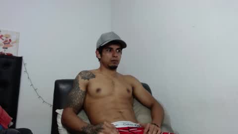 Snapshot of _crissgex_ chatting on January 9, 2026, 5:32 am crissgex online show from January 9, 2026, 5:32 am