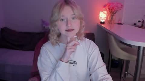 Ri   online show from February 19, 2026, 8:05 pm