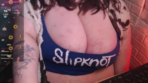 LIsa online show from December 4, 2025, 8:34 am