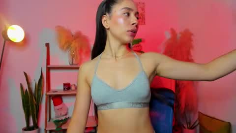 emma morryson online show from November 25, 2025, 9:48 pm