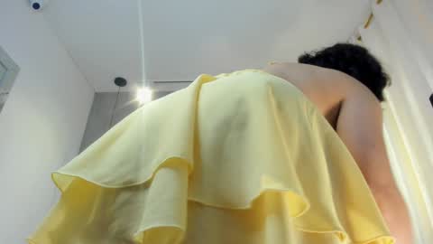 Snapshot of _julyetta chatting on December 21, 2024, 1:32 pm Julietta Next broadcast December 1st 700 AM Colombia time online show from December 21, 2024, 1:32 pm