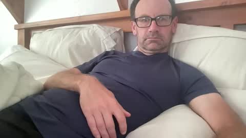 Kiwi online show from February 4, 2026, 7:53 pm