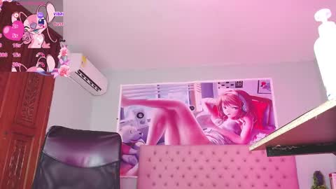 Snapshot of _miia_sweet chatting on December 12, 2024, 7:15 pm Paula online show from December 12, 2024, 7:15 pm