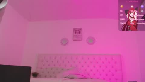 Snapshot of _miia_sweet chatting on October 8, 2025, 11:19 am Paula online show from October 8, 2025, 11:19 am