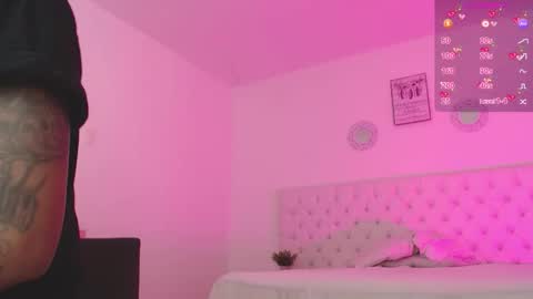 Snapshot of _miia_sweet chatting on October 24, 2025, 11:28 am Paula online show from October 24, 2025, 11:28 am