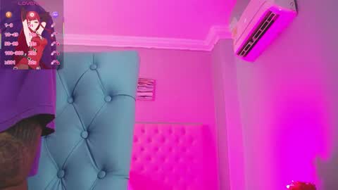 Snapshot of _miia_sweet chatting on November 6, 2025, 11:33 am Paula online show from November 6, 2025, 11:33 am