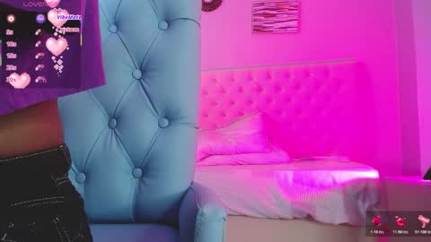 Snapshot of _miia_sweet chatting on November 20, 2025, 11:32 am Paula online show from November 20, 2025, 11:32 am