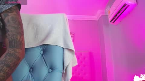 Snapshot of _miia_sweet chatting on December 3, 2025, 11:52 am Paula online show from December 3, 2025, 11:52 am