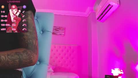 Snapshot of _miia_sweet chatting on December 18, 2025, 11:27 am Paula online show from December 18, 2025, 11:27 am