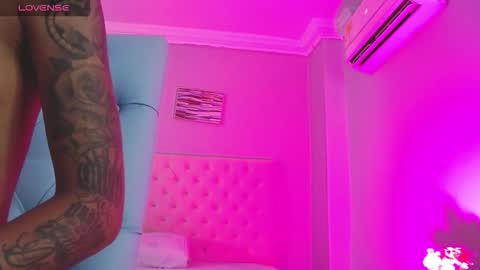 Snapshot of _miia_sweet chatting on December 20, 2025, 11:28 am Paula online show from December 20, 2025, 11:28 am