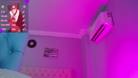 Snapshot of _miia_sweet chatting on January 14, 2026, 11:27 am Paula online show from January 14, 2026, 11:27 am