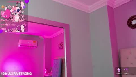 Snapshot of _miia_sweet chatting on February 9, 2026, 11:47 am Paula online show from February 9, 2026, 11:47 am