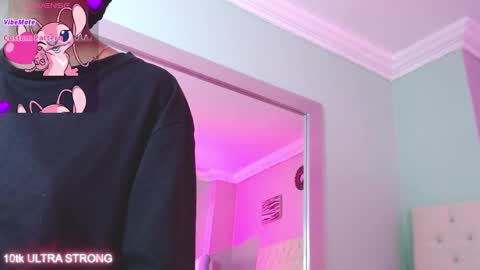 Snapshot of _miia_sweet chatting on February 13, 2026, 11:28 am Paula online show from February 13, 2026, 11:28 am