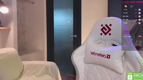 Mia with a big heart  online show from February 12, 2026, 12:00 pm