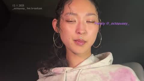 Mikayla online show from November 12, 2025, 8:08 pm