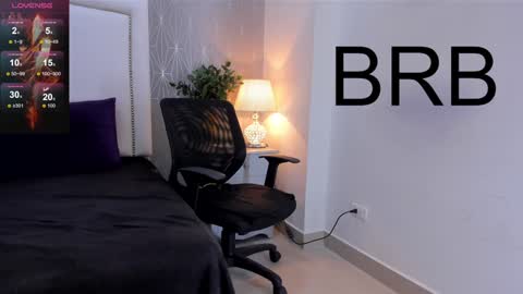  peach1  online show from January 31, 2025, 6:03 pm