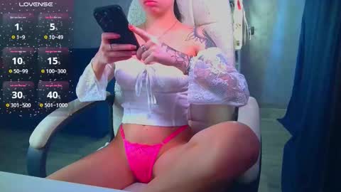 Snapshot of _pink__rabbit_ chatting on February 4, 2026, 8:42 am Ilona online show from February 4, 2026, 8:42 am