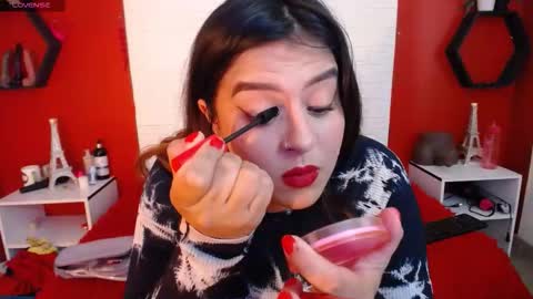 Snapshot of _poison_sweet chatting on February 14, 2026, 6:04 pm Laura online show from February 14, 2026, 6:04 pm