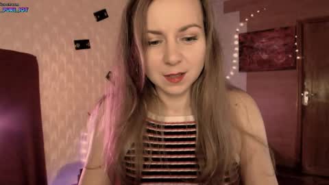 Snapshot of _pure_joy chatting on January 6, 2025, 8:28 pm Joy online show from January 6, 2025, 8:28 pm