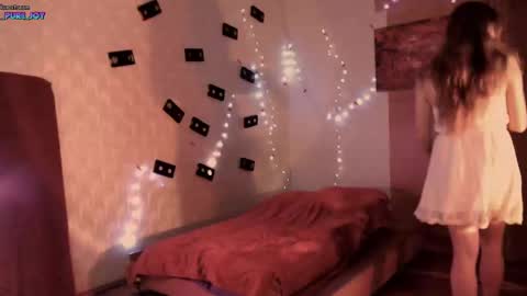 Snapshot of _pure_joy chatting on January 10, 2025, 8:04 pm Joy online show from January 10, 2025, 8:04 pm