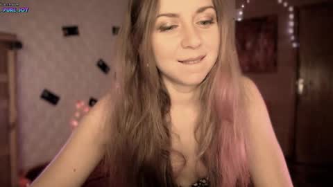 Snapshot of _pure_joy chatting on February 13, 2025, 9:27 pm Joy online show from February 13, 2025, 9:27 pm