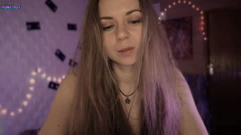 Snapshot of _pure_joy chatting on March 4, 2025, 12:18 am Joy online show from March 4, 2025, 12:18 am