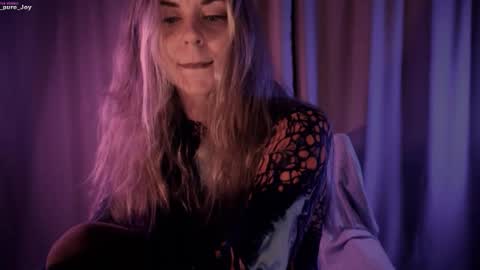 Snapshot of _pure_joy chatting on September 16, 2025, 7:59 pm Joy online show from September 16, 2025, 7:59 pm