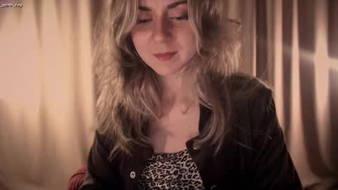 Snapshot of _pure_joy chatting on October 11, 2025, 7:56 pm Joy online show from October 11, 2025, 7:56 pm