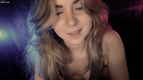 Snapshot of _pure_joy chatting on October 25, 2025, 8:58 pm Joy online show from October 25, 2025, 8:58 pm