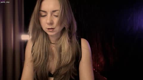 Snapshot of _pure_joy chatting on October 28, 2025, 10:12 pm Joy online show from October 28, 2025, 10:12 pm