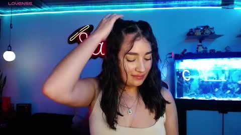 Snapshot of _santalove_ chatting on December 2, 2024, 9:39 pm SantaLove online show from December 2, 2024, 9:39 pm