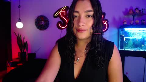 Snapshot of _santalove_ chatting on January 6, 2025, 8:18 pm SantaLove online show from January 6, 2025, 8:18 pm