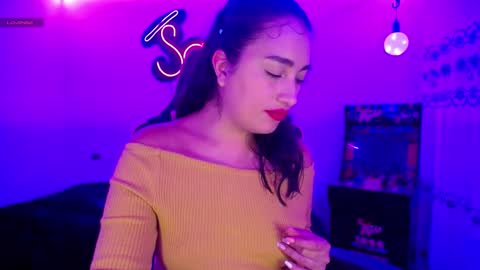 Snapshot of _santalove_ chatting on February 7, 2025, 12:31 am SantaLove online show from February 7, 2025, 12:31 am