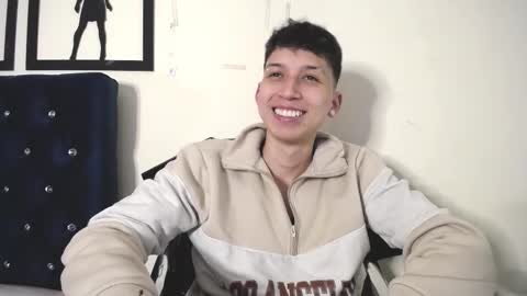 Thomas online show from September 18, 2025, 3:52 am