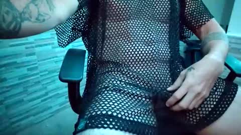 Snapshot of a_reii_ chatting on January 12, 2026, 4:07 am a_reii_ online show from January 12, 2026, 4:07 am