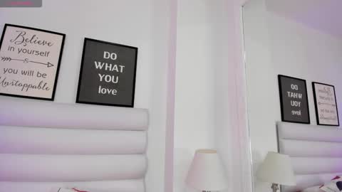 abbey_walker online show from February 4, 2026, 11:05 am